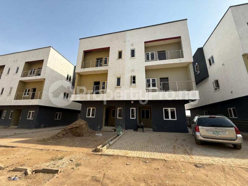 5 bedroom House for sale Katampe Abuja