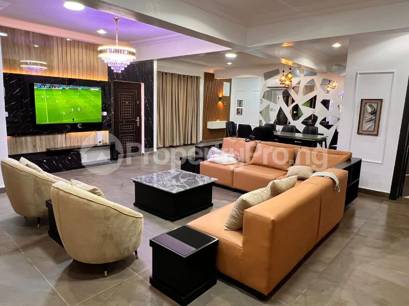5 bedroom Flat / Apartment for shortlet ONIRU Victoria Island Lagos