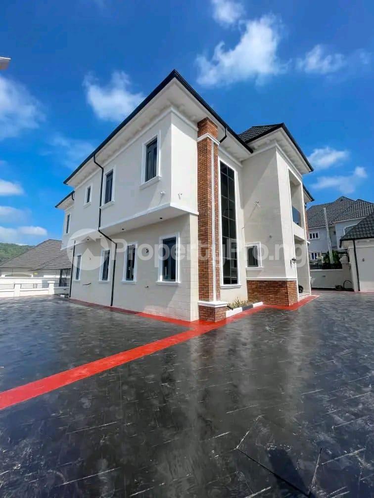 5 bedroom House for sale Gwarinpa Abuja