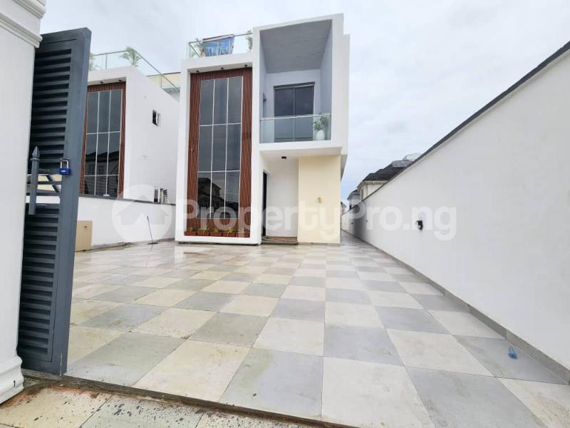 5 bedroom House for sale chevron Lekki Lagos