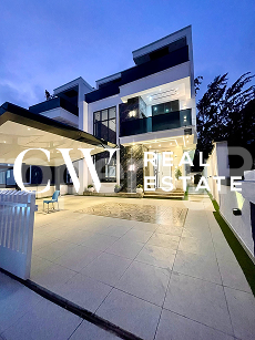5 bedroom House for sale Ikota Lekki Lagos - 0