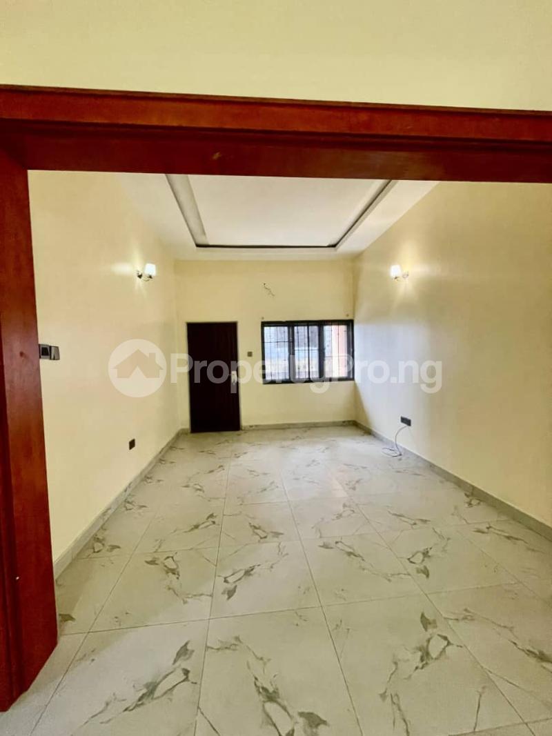 5 bedroom House for rent Jahi Abuja