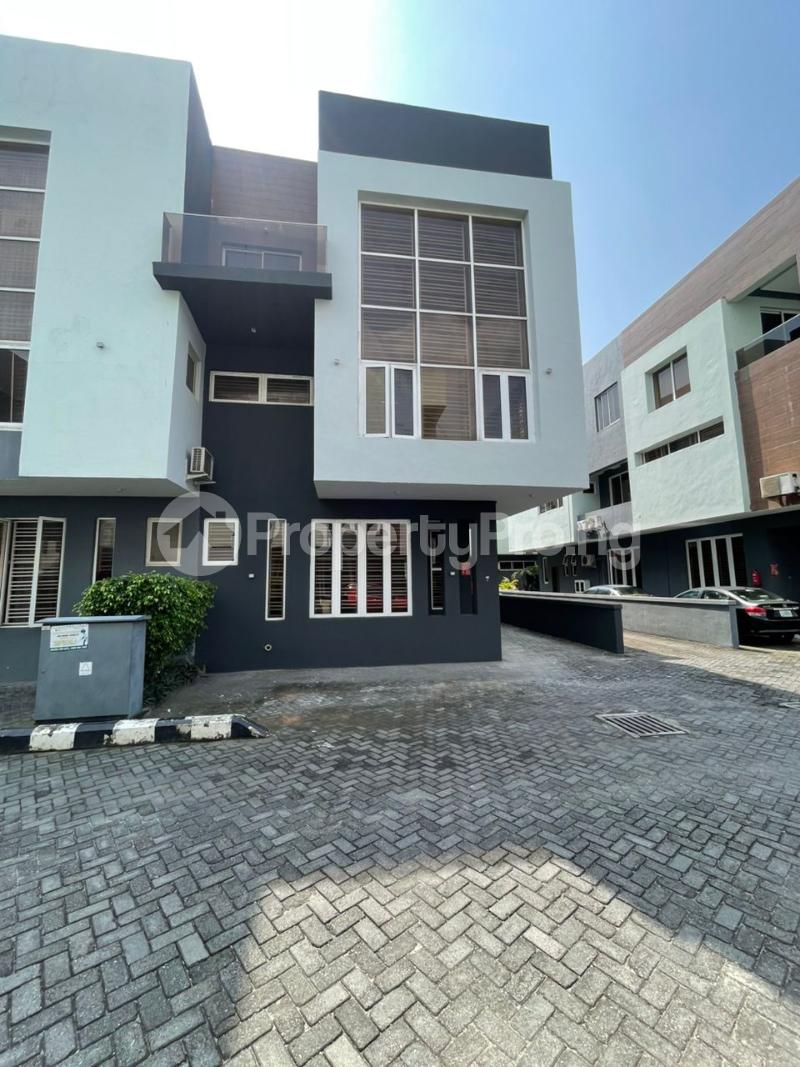 5 bedroom House for sale Osapa london Lekki Lagos