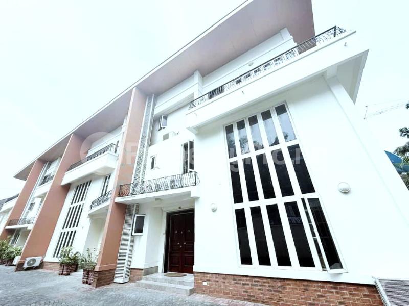 5 bedroom Flat / Apartment for rent Banana Island Ikoyi Lagos