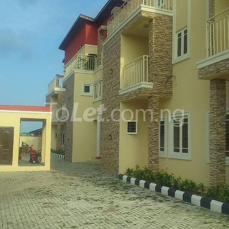 5 bedroom House for rent Osapa Osapa london Lekki Lagos