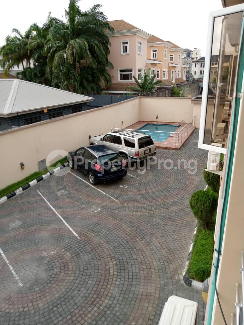 5 bedroom House for shortlet ONIRU Victoria Island Lagos