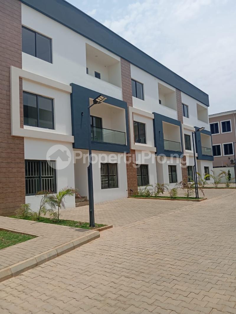 5 bedroom House for sale Jahi Abuja