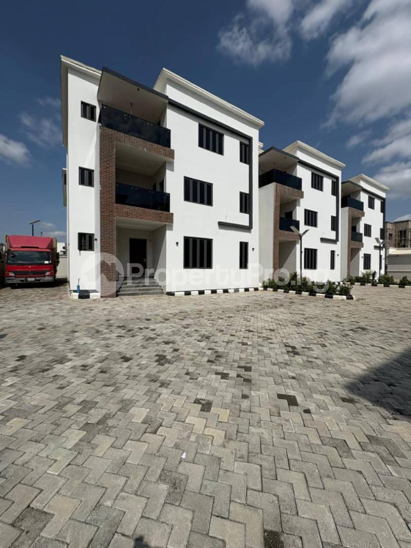 4 bedroom House for sale Life Camp Abuja