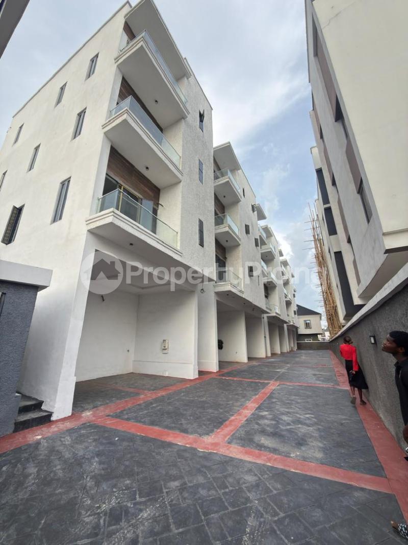5 bedroom House for rent  Chevron Lekki Lagos