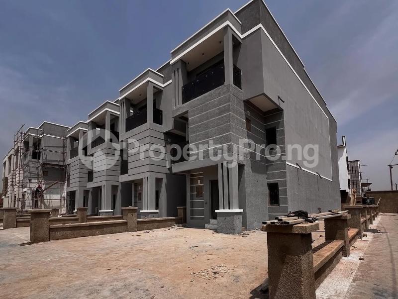 5 bedroom House for sale Durumi Abuja