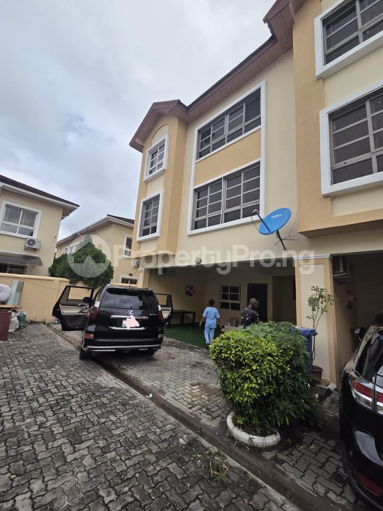 5 bedroom House for rent Bourdillon Court Chevron Drive Lekki Lagos