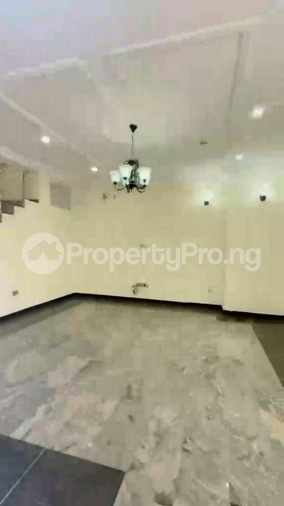 5 bedroom House for rent Gilmore Jahi Abuja