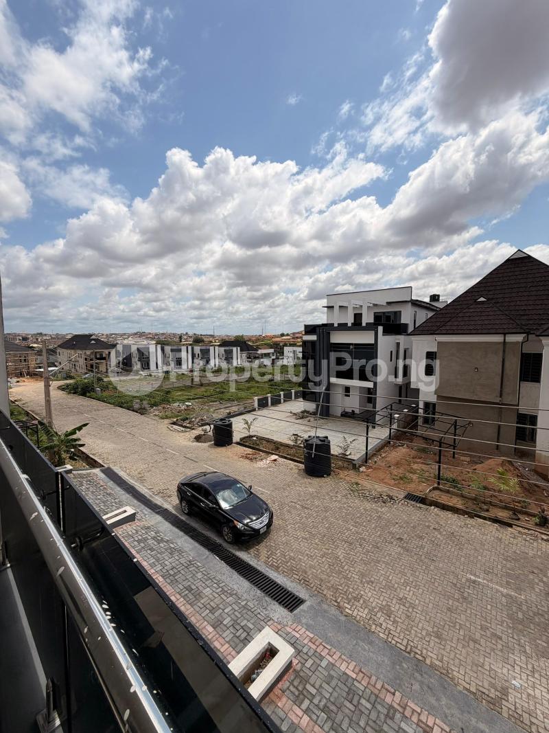 5 bedroom House for sale Akobo Basorun Ibadan Oyo