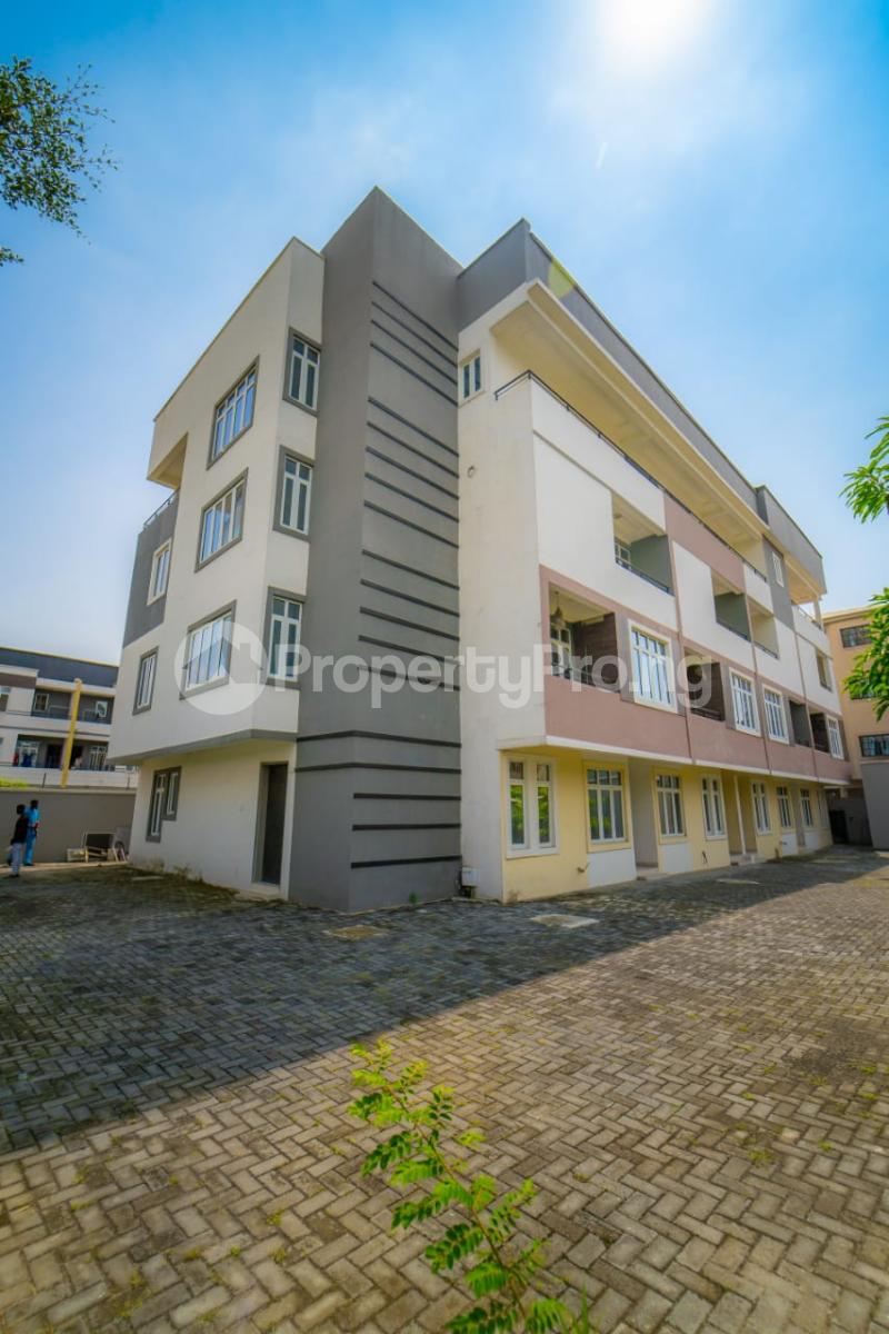 5 bedroom House for rent Near 4 Points ONIRU Victoria Island Lagos