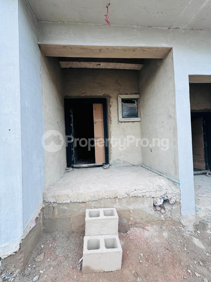 5 bedroom Flat / Apartment for sale Carlton Gate Estate, Beside Kolapo Ishola Gra, Akobo Monatan Lagelu Oyo