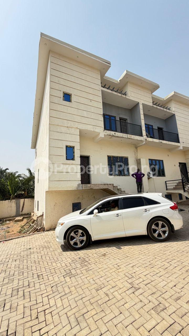 5 bedroom House for sale Apo Abuja