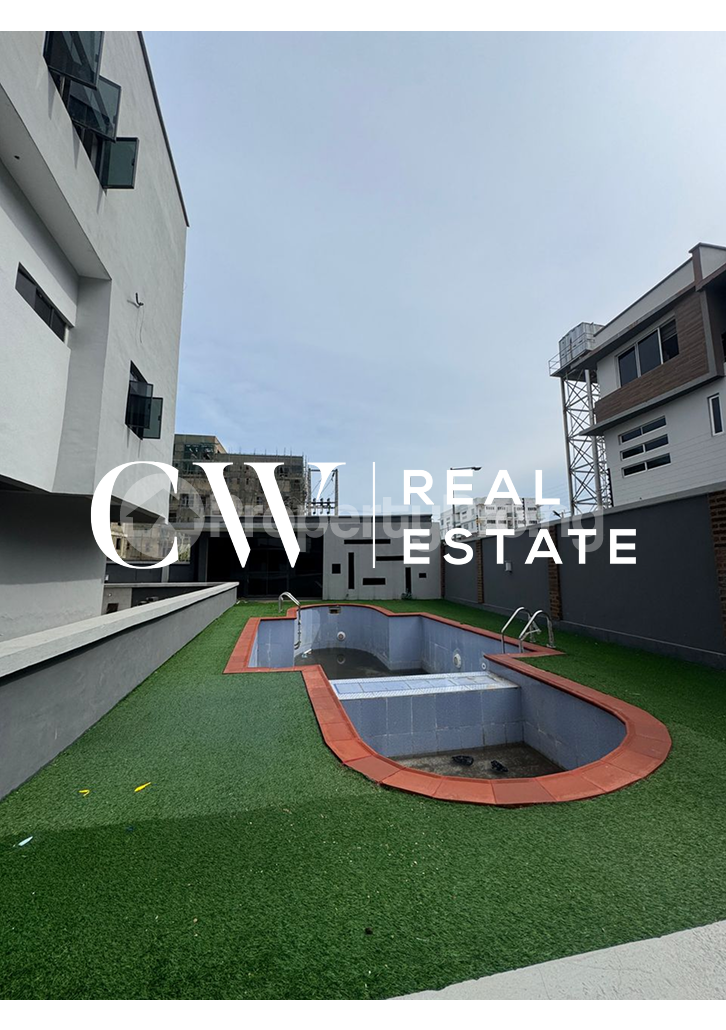 5 bedroom House for sale Ilasan Lekki Lagos