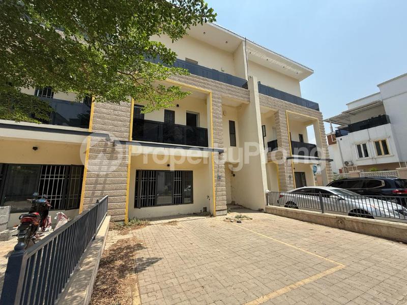 5 bedroom House for sale Behind Sigma Wuse 1 Abuja