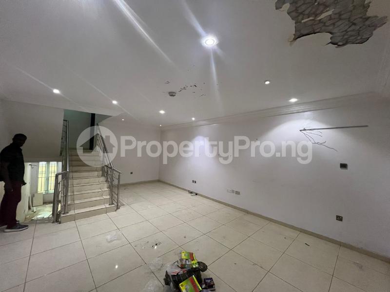 5 bedroom House for sale Osapa london Lekki Lagos