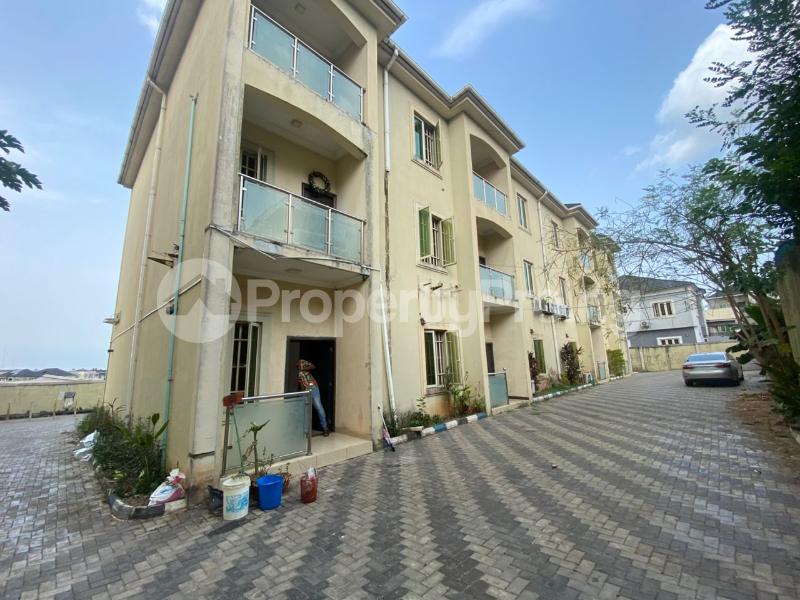 5 bedroom Flat / Apartment for rent Magodo GRA Phase 1 Ojodu Lagos