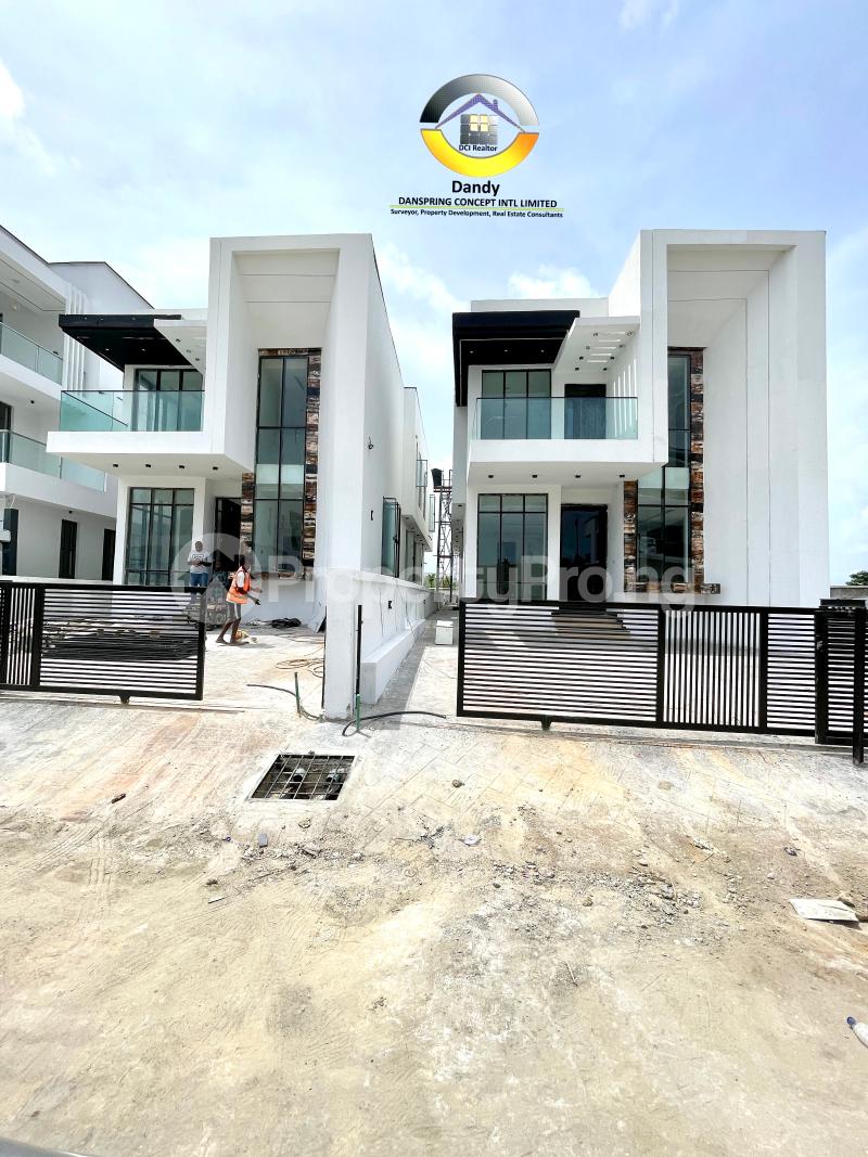 5 bedroom House for sale chevron Lekki Lagos