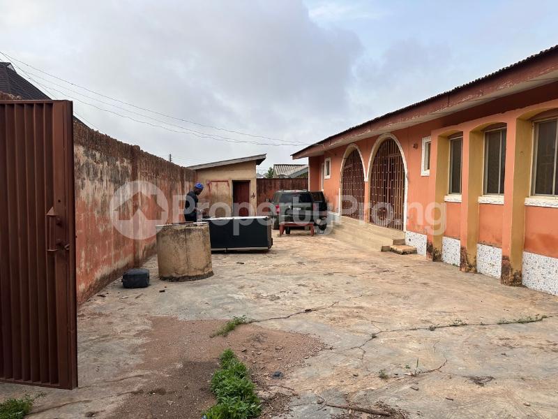 5 bedroom House for sale Yidi,elebu Off Akala Express Ibadan Oyo - 0
