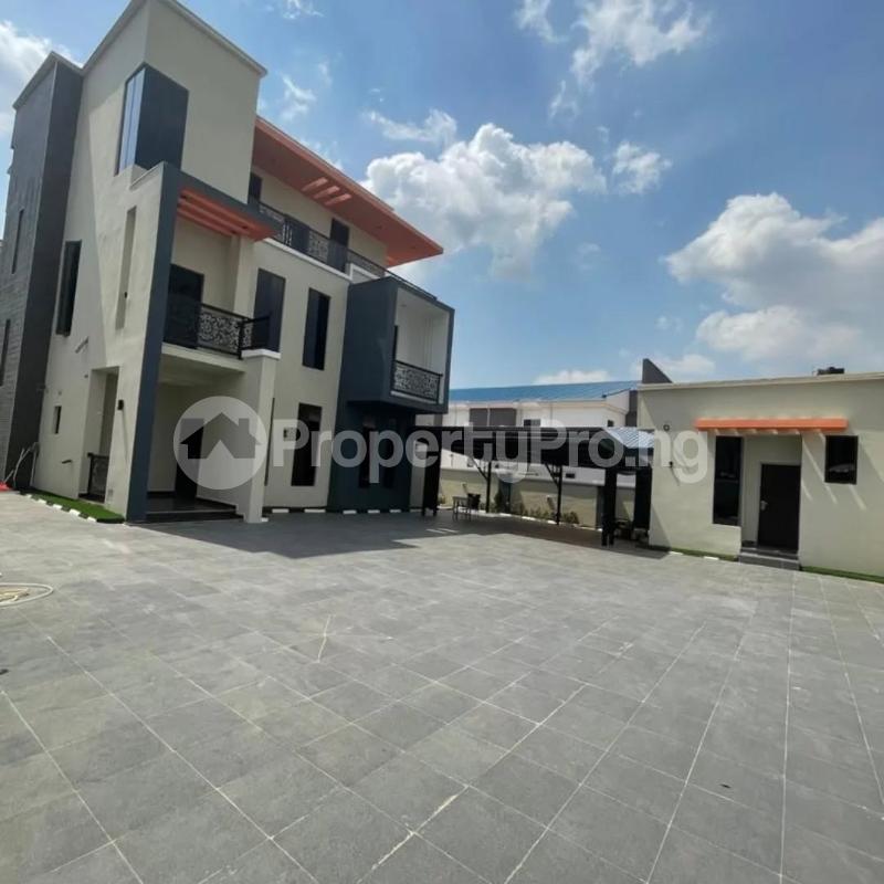 5 bedroom House for sale Apo Abuja