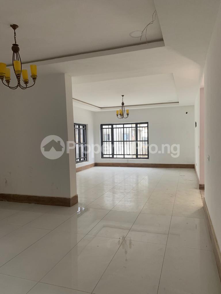 7 bedroom House for sale Kado Abuja