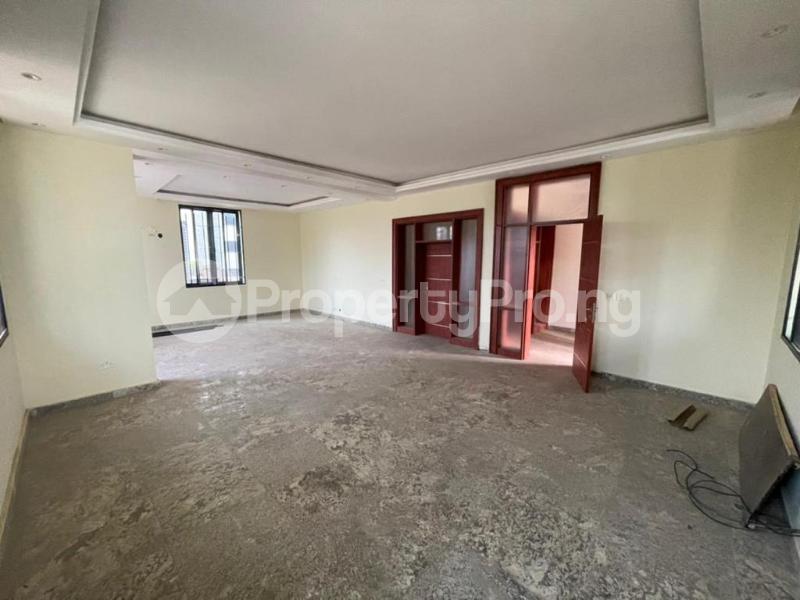 6 bedroom House for sale Mabushi Abuja