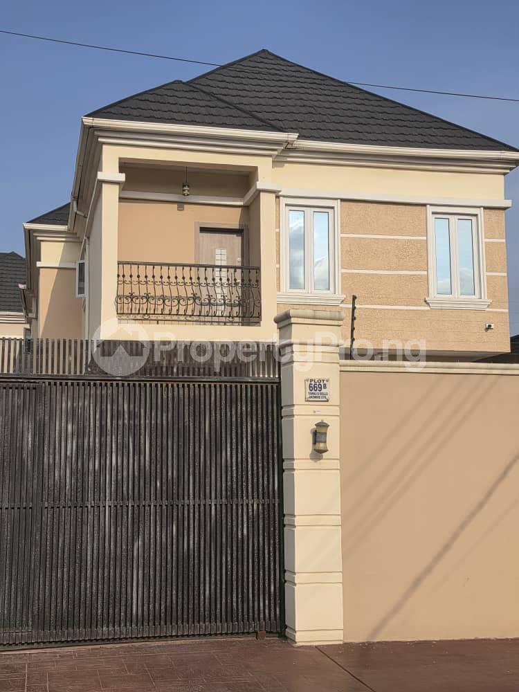 5 bedroom House for sale Omole phase 2 Ojodu Lagos