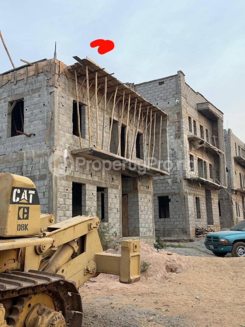 5 bedroom House for sale Dawaki Opposite Gwarinpa Abuja