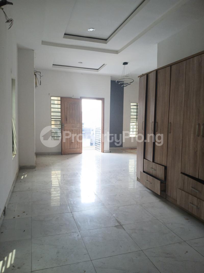 5 bedroom House for rent Ologolo Lekki Lagos