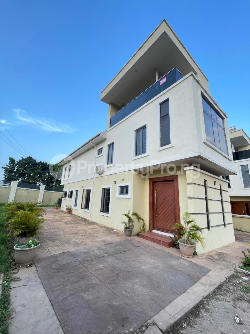 4 bedroom House for sale Gulf Drive Estate, Onireke Jericho Ibadan Oyo