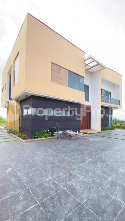 5 bedroom House for sale chevron Lekki Lagos