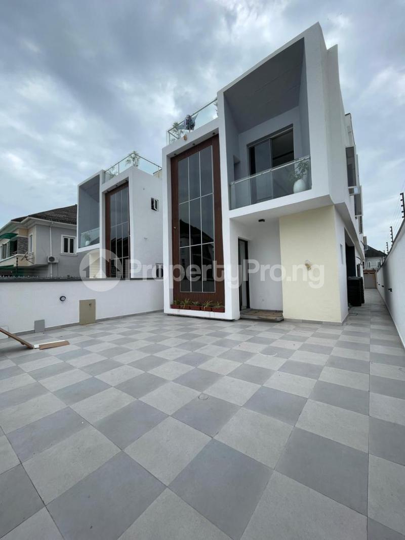 5 bedroom House for sale Chevron Lekki Lagos