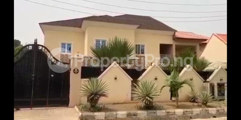 5 bedroom House for sale Main Gwarinpa Abuja