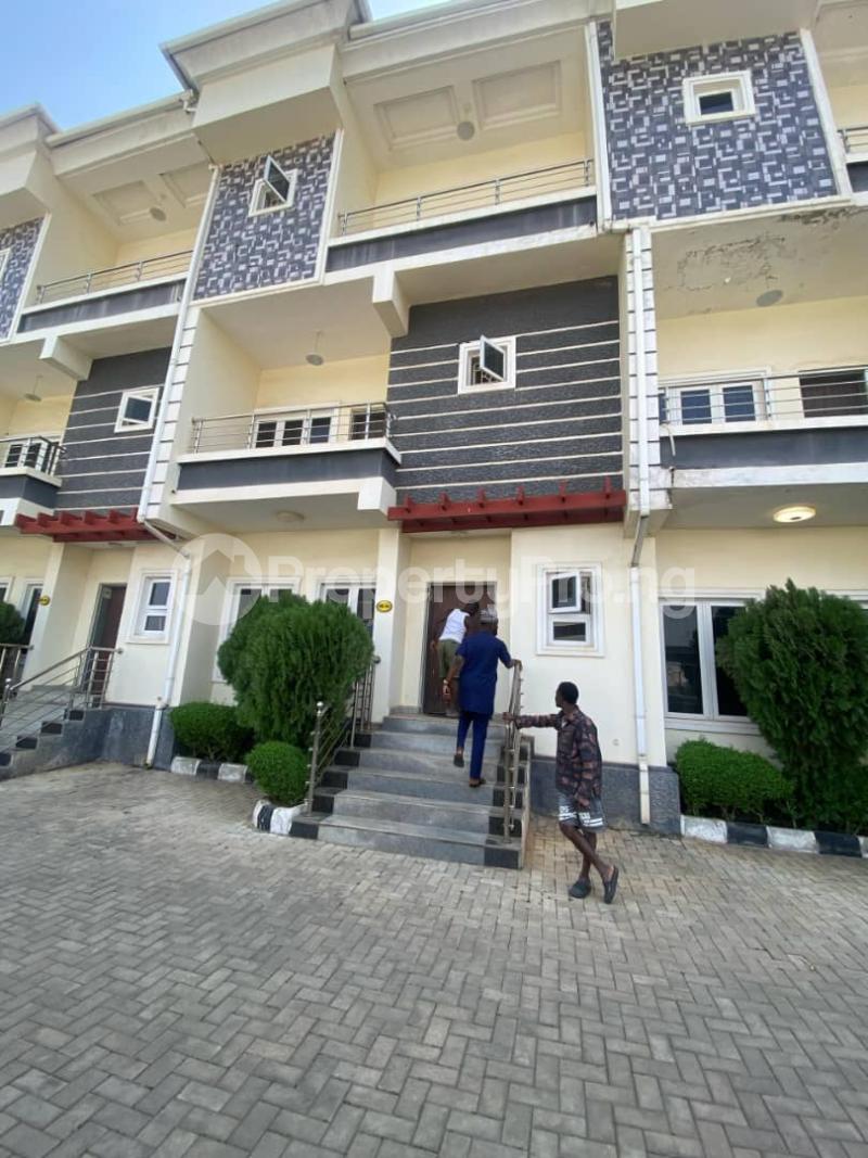 5 bedroom House for sale Guzape Abuja