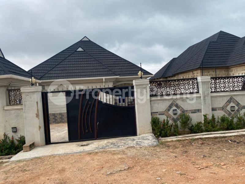 5 bedroom House for sale Royal Peace Estate, Elebu Oluyole Extension Ibadan Oyo