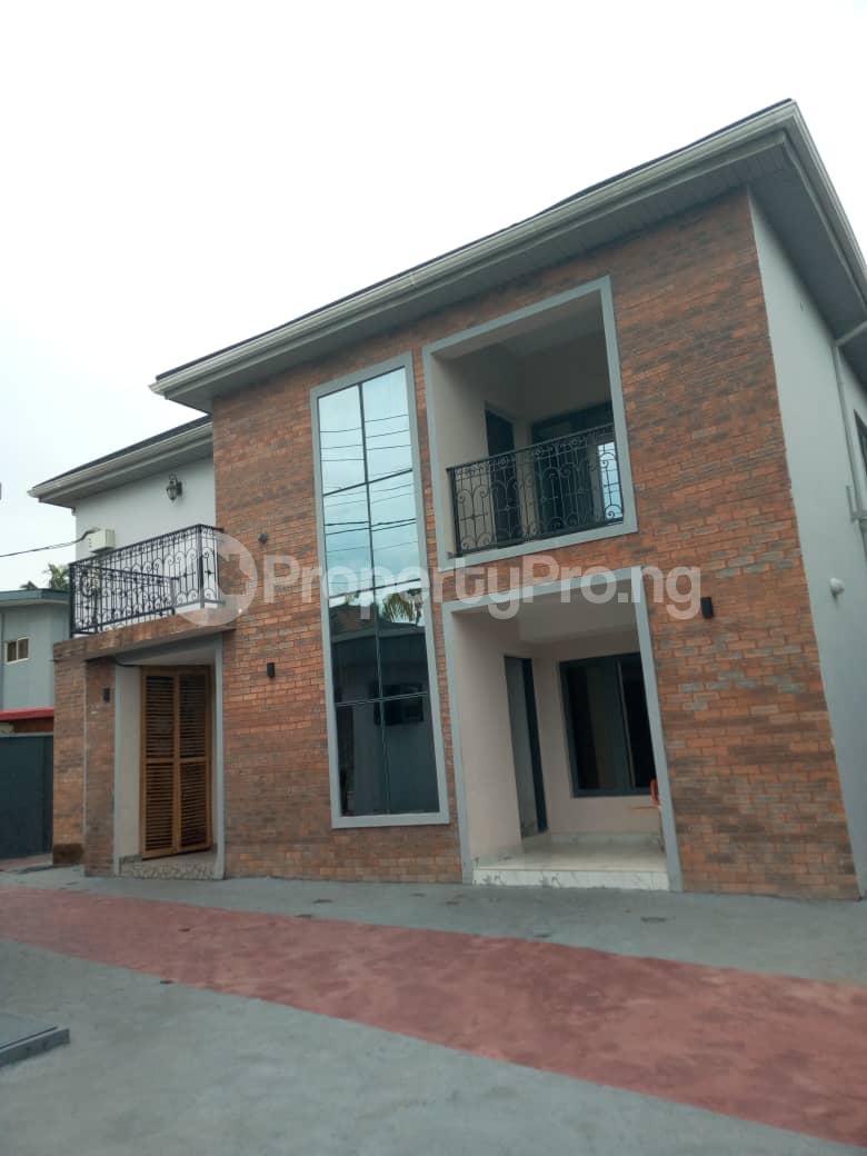 3 bedroom Flat / Apartment for rent Balogun Ikeja Lagos