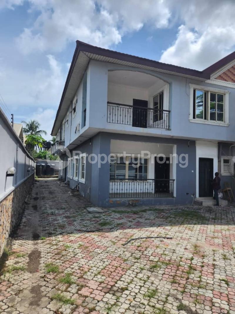 5 bedroom House for rent Admiralty Road Lekki Lagos