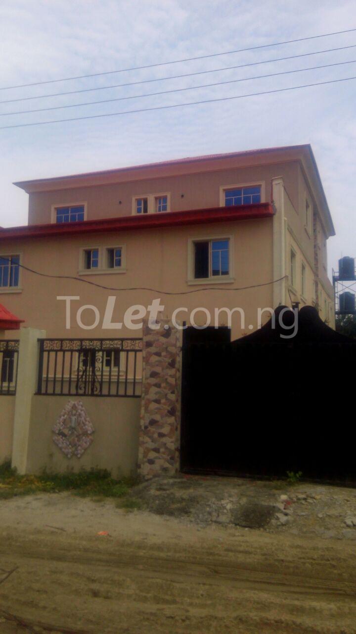 2 bedroom Flat / Apartment for rent 7 Agunbiade Street. Ogombo Ajah Lagos