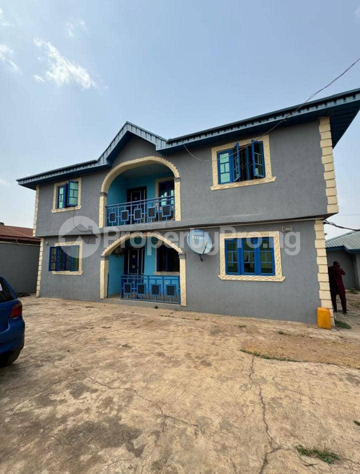 3 bedroom House for sale Airport Alakia Ibadan Oyo - 0