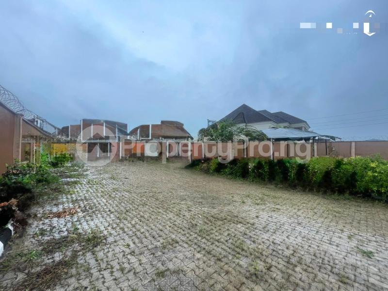 Land for sale Kobiowu Crescent, Iyanganku Ibadan Oyo - 0