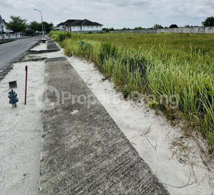 Land for sale Pinnock Beach Estate, Osapa, Lekki Lagos