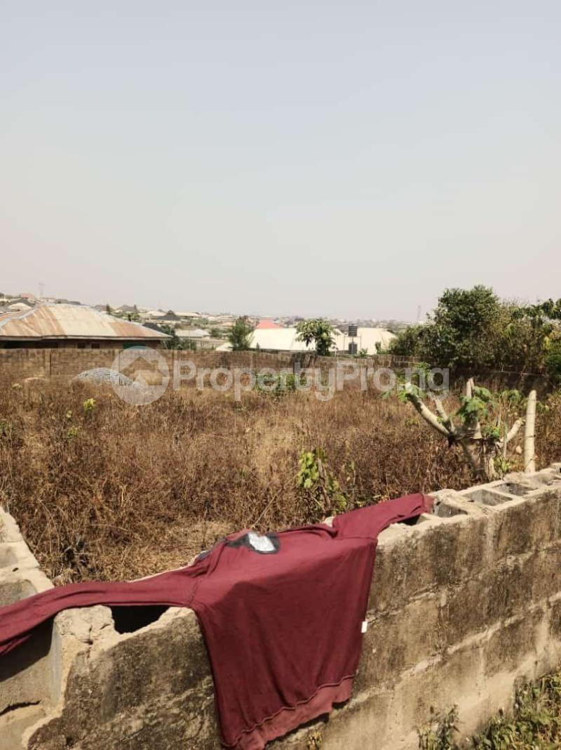 Land for sale Idi Ahun Elebu Oluyole Extension, Akala Express Ibadan Oyo
