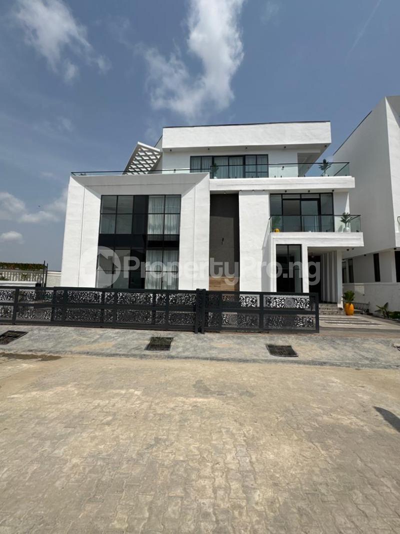 6 bedroom House for sale Chevron Drive Lekki Lagos