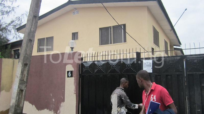3 bedroom Flat / Apartment for rent Abayomi Owulade Street Ketu Kosofe/Ikosi Lagos