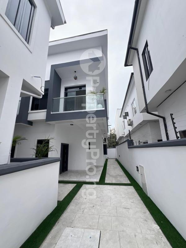 4 bedroom House for sale chevron Lekki Lagos