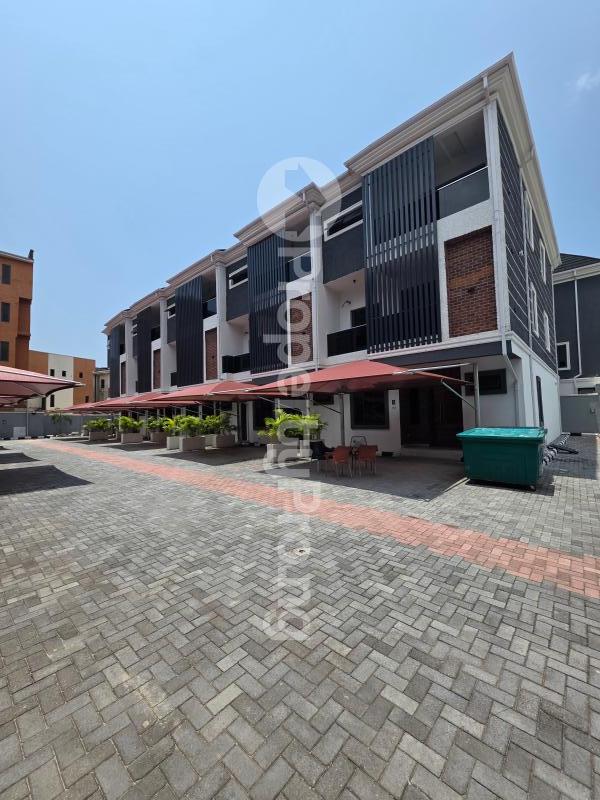 4 bedroom House for sale Off Kunsela Road, Ikate Lekki Lagos