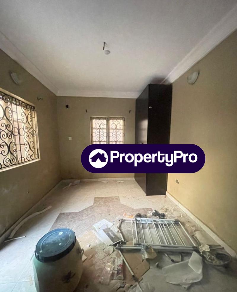 Flat / Apartment for rent Ologolo, Lekki Lagos